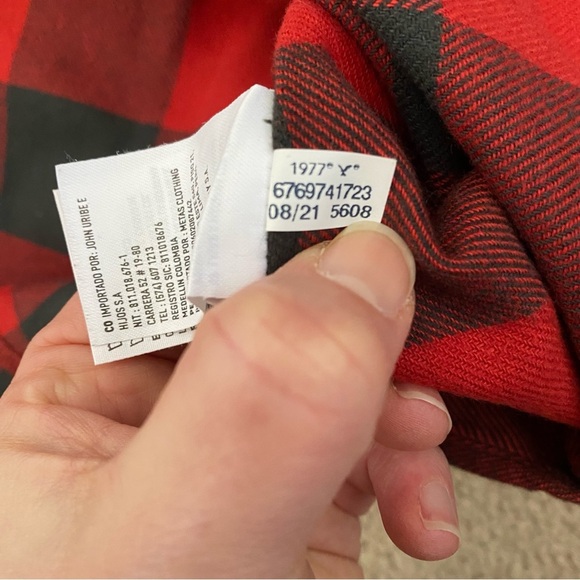 American Eagle Men’s Long Sleeve Plaid Flannel Button Up Red Shirt Lumberjack M - Picture 9 of 10